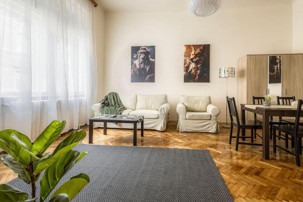 Gentleman Apartment Budapest Eksteriør billede
